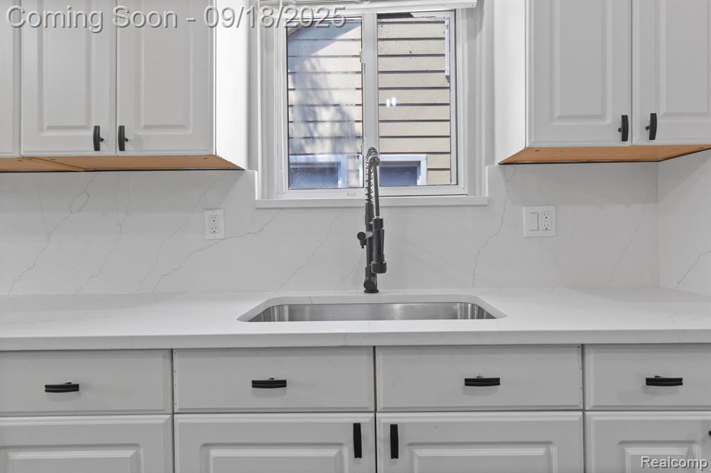 4133 Jackson Street, Dearborn Heights, MI 48125 — Photo 11
