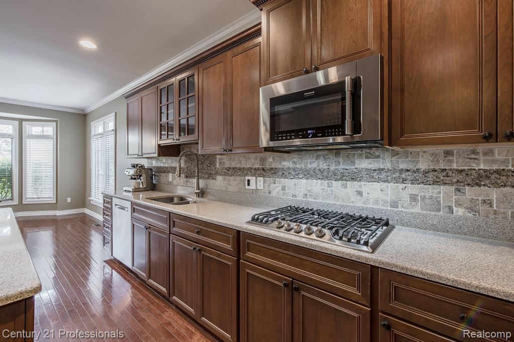 6410 Enclave Drive, Clarkston, MI 48348 — Photo 33