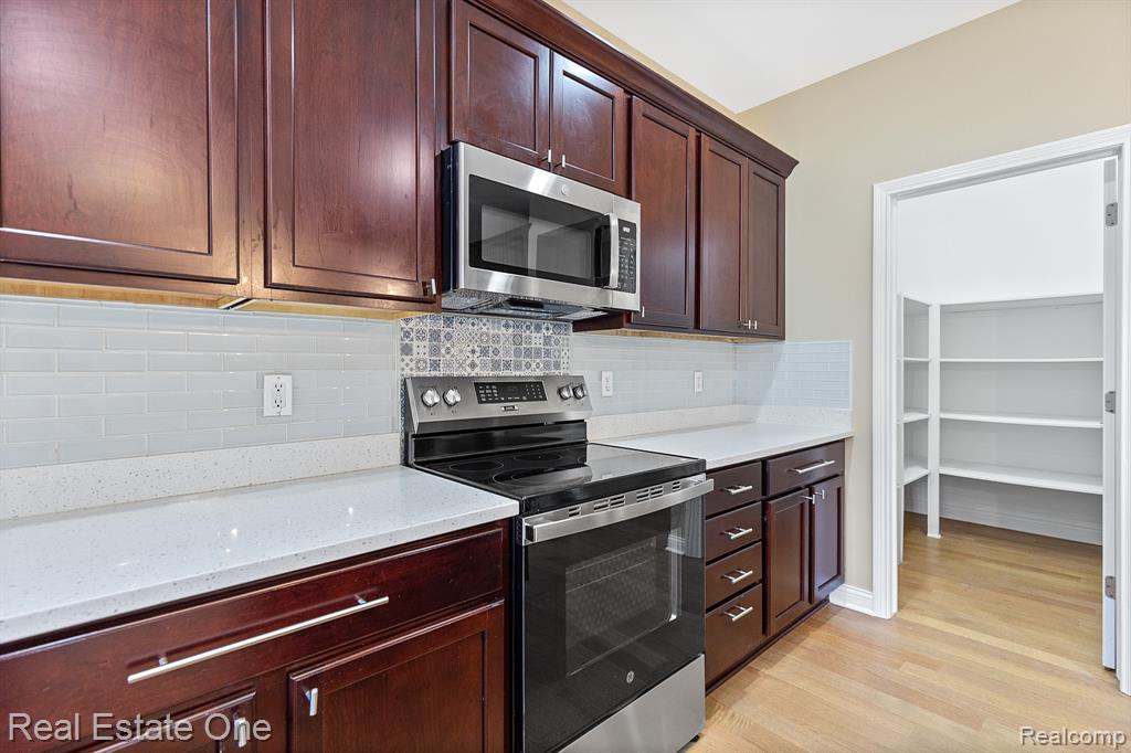68 Biltmore Drive, Troy, MI 48084 — Photo 12