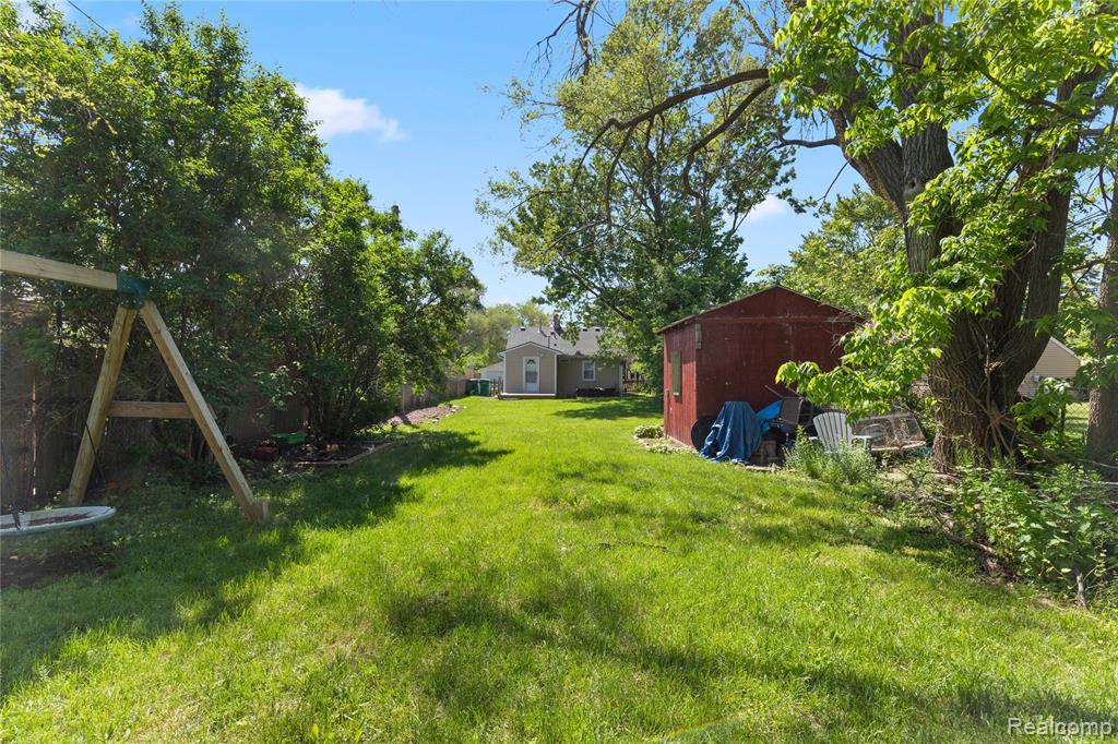 2171 Bradley Avenue, Ypsilanti, MI 48198 — Photo 6