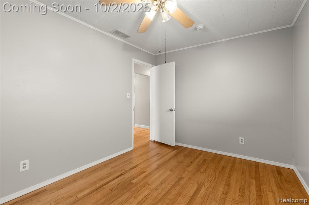 8610 Central, Center Line, MI 48015 — Photo 18