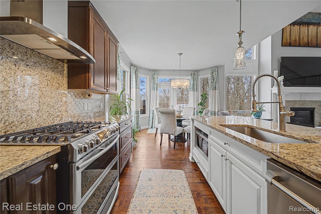 6060 Pinemont Drive, Brighton, MI 48116 — Photo 17