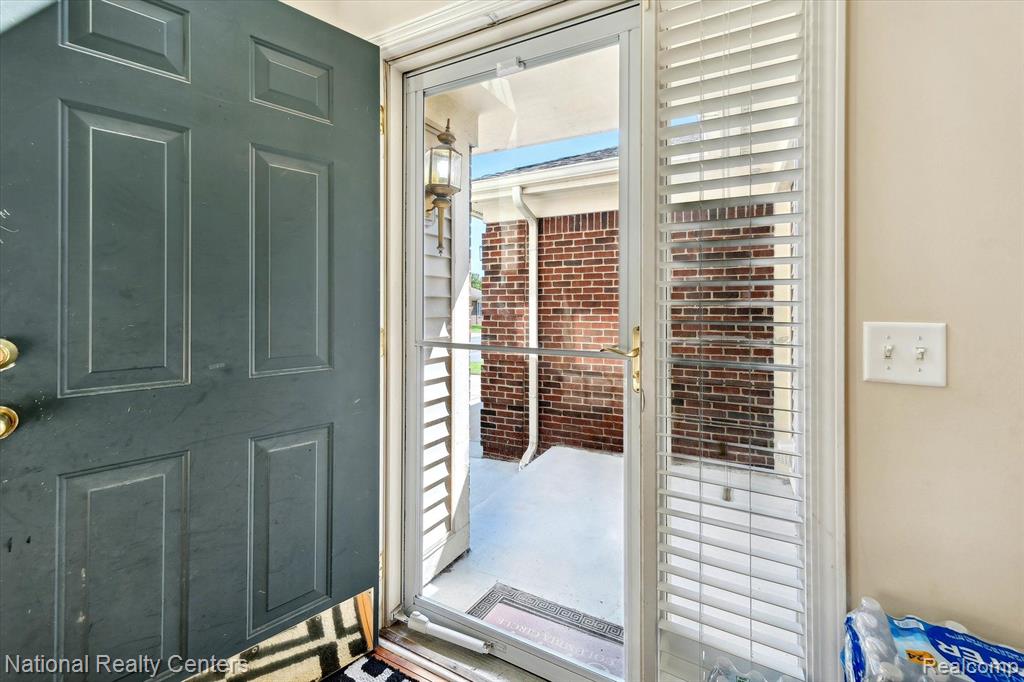 8777 COLUMBIA Circle, Canton, MI 48187 — Photo 6
