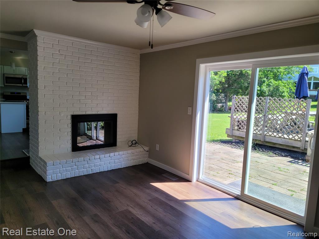 4212 Halkirk Drive, Waterford, MI 48329 — Photo 11