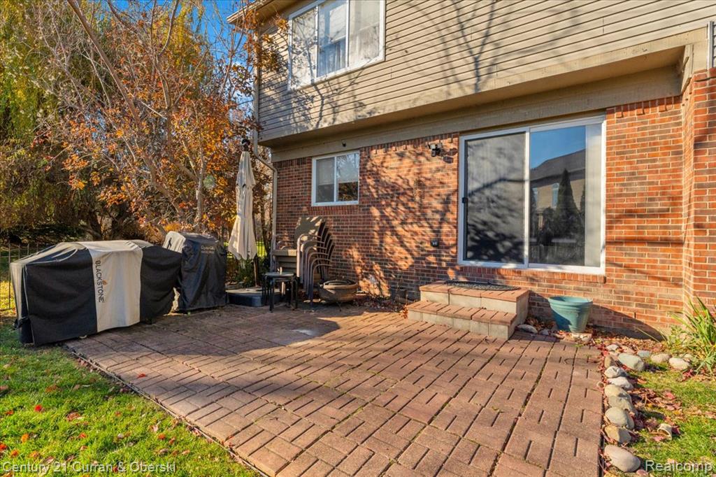 33997 Brownswood Blvd, Rockwood, MI — Photo 26