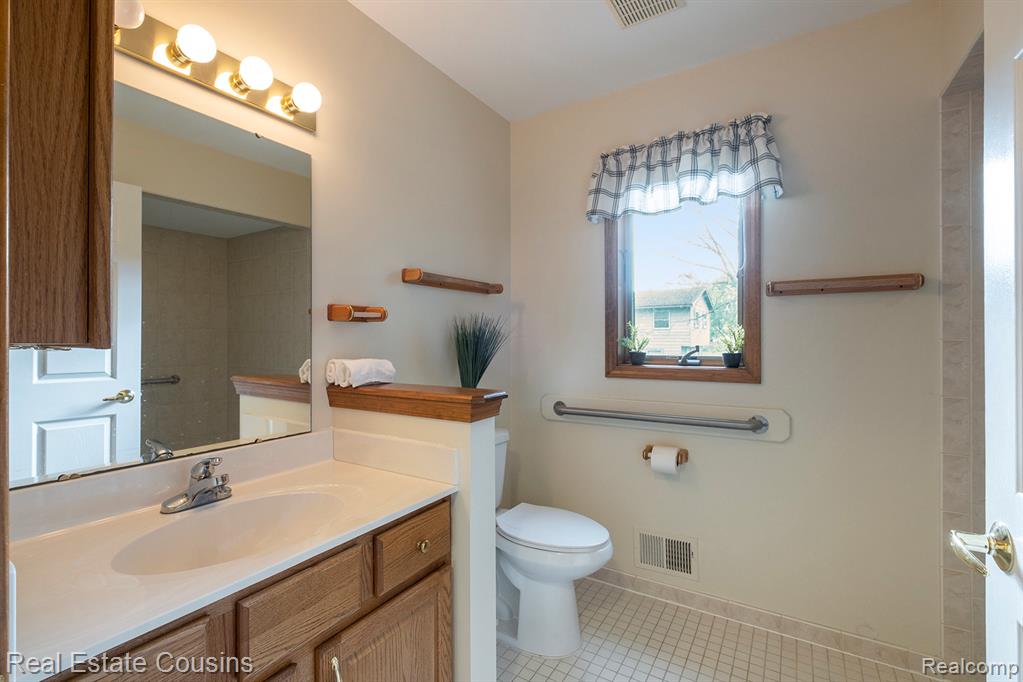 6273 Hill Road, Swartz Creek, MI 48473 — Photo 28