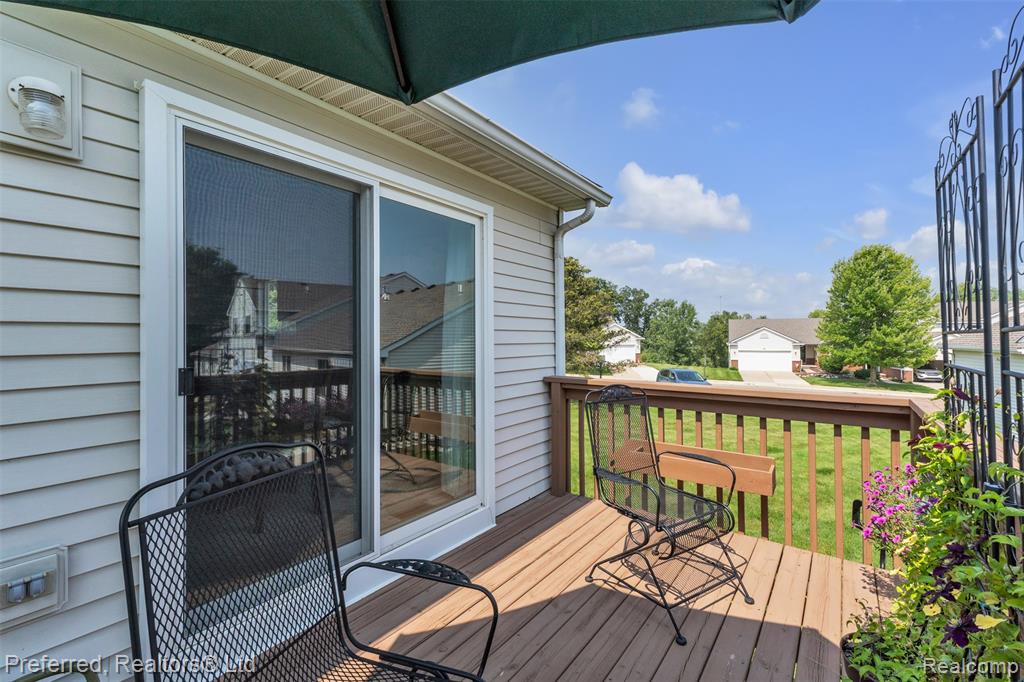 77 Sedum, Howell, MI 48843 — Photo 47
