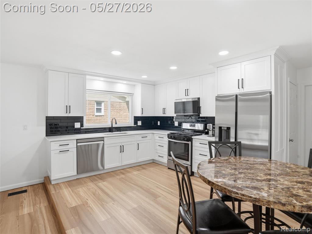 41411 Greenwood Drive, Canton, MI 48187 — Photo 18