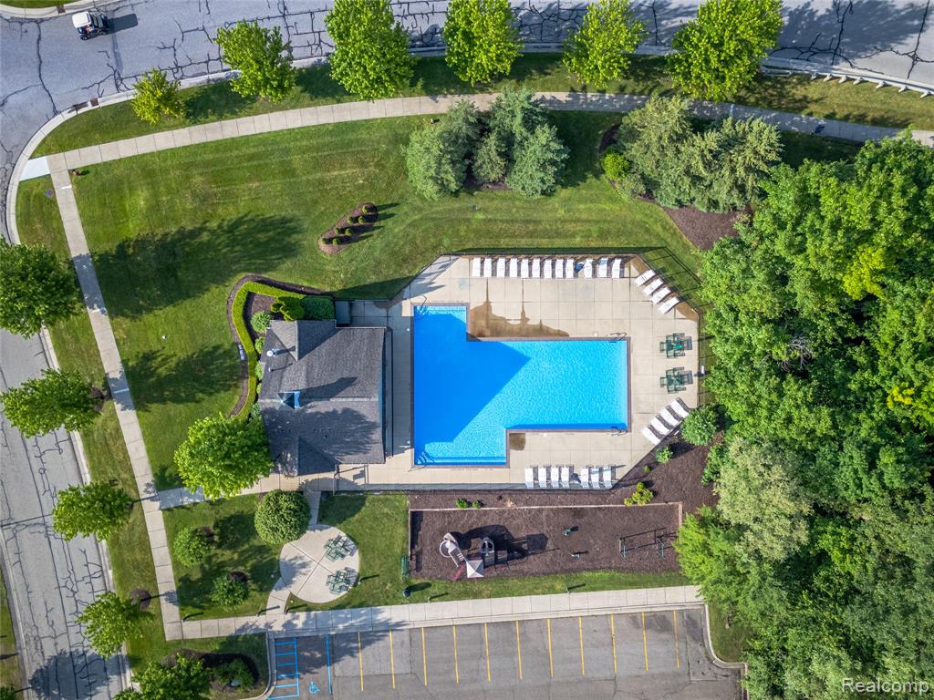 6119 AMBER Lane, Grand Blanc, MI 48439 — Photo 35