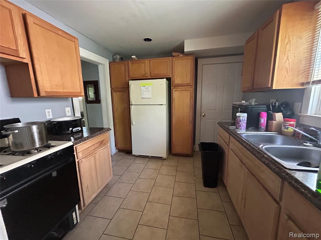 40 Dwight Avenue, Pontiac, MI 48341 — Photo 7
