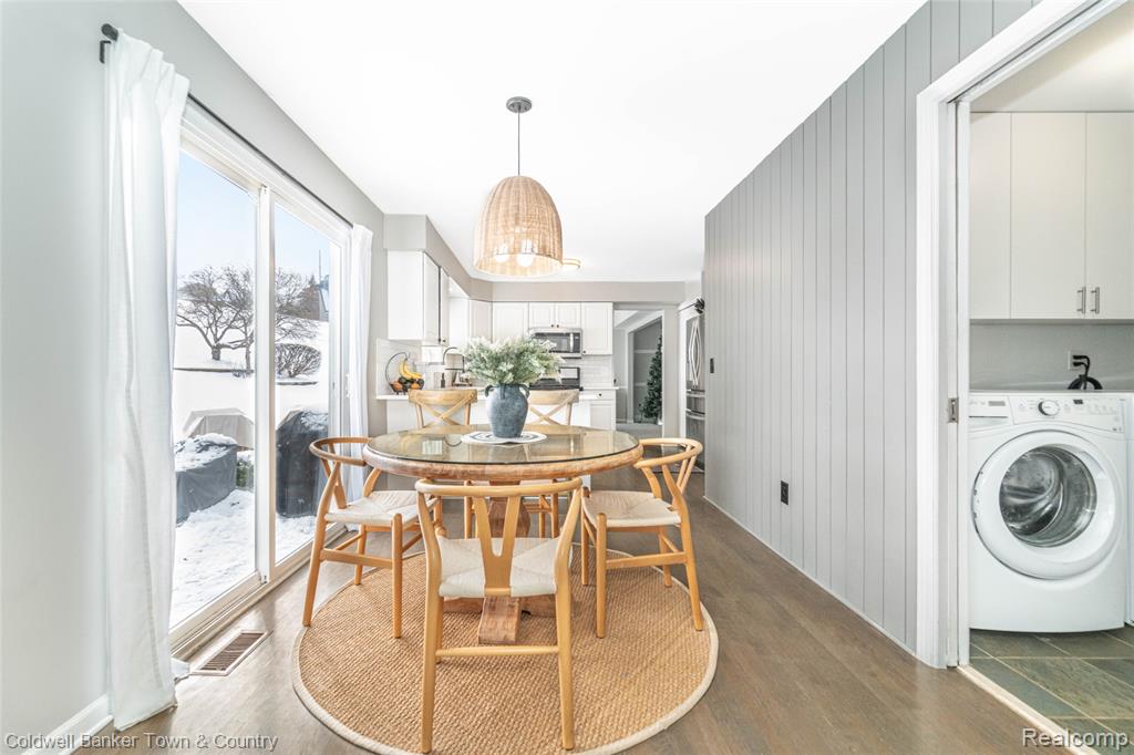 539 Dorchester Way, Milford, MI 48381 — Photo 15
