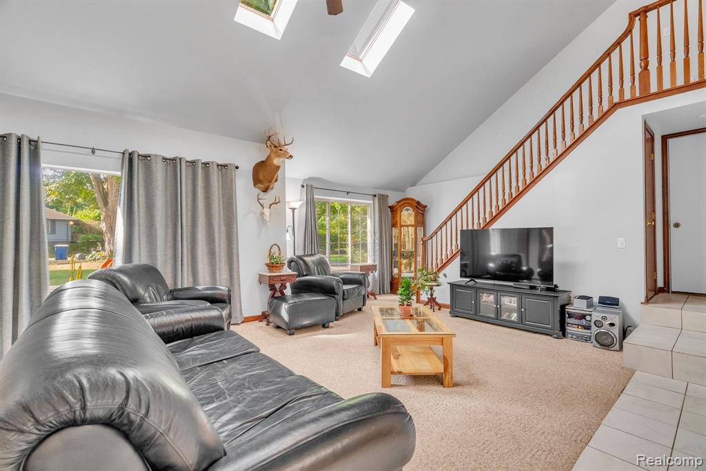 7730 Austere Drive, Waterford, MI 48329 — Photo 4