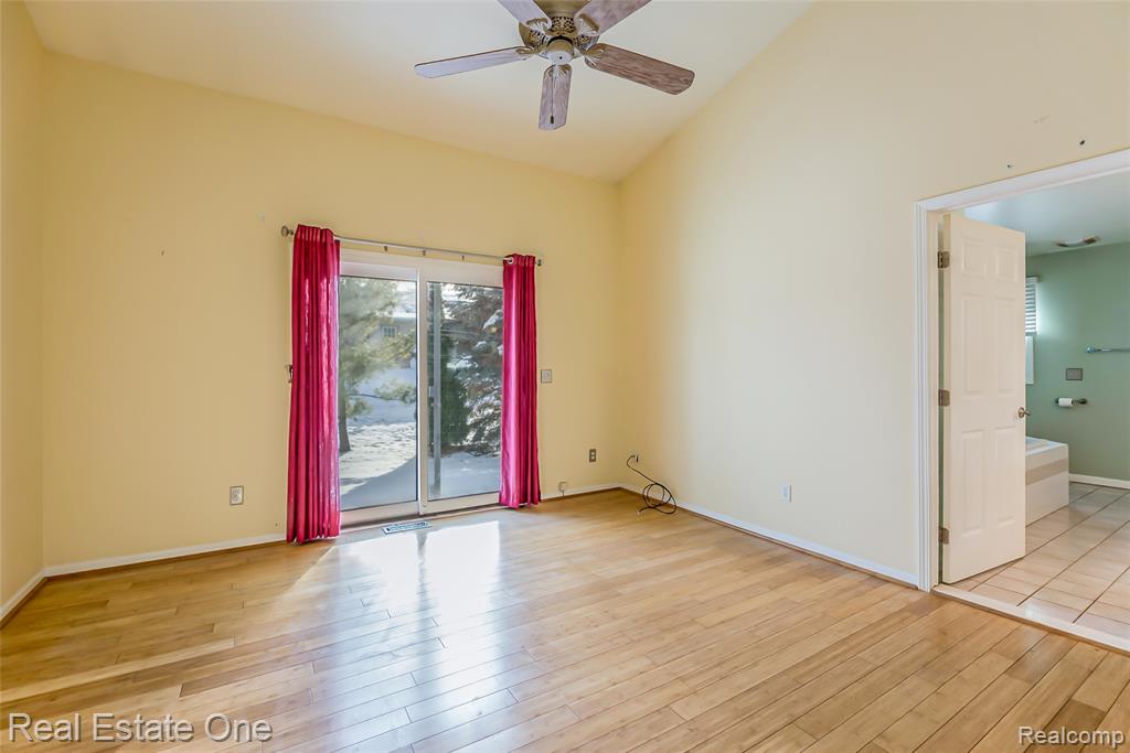 61019 Evergreen Court, 22, South Lyon, MI 48178 — Photo 26