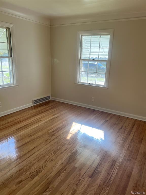 541 BUCKINGHAM Avenue, Flint, MI 48507 — Photo 9