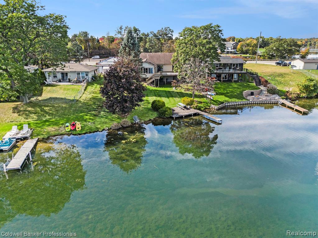 Bird's eye view of property from Susin Lake!