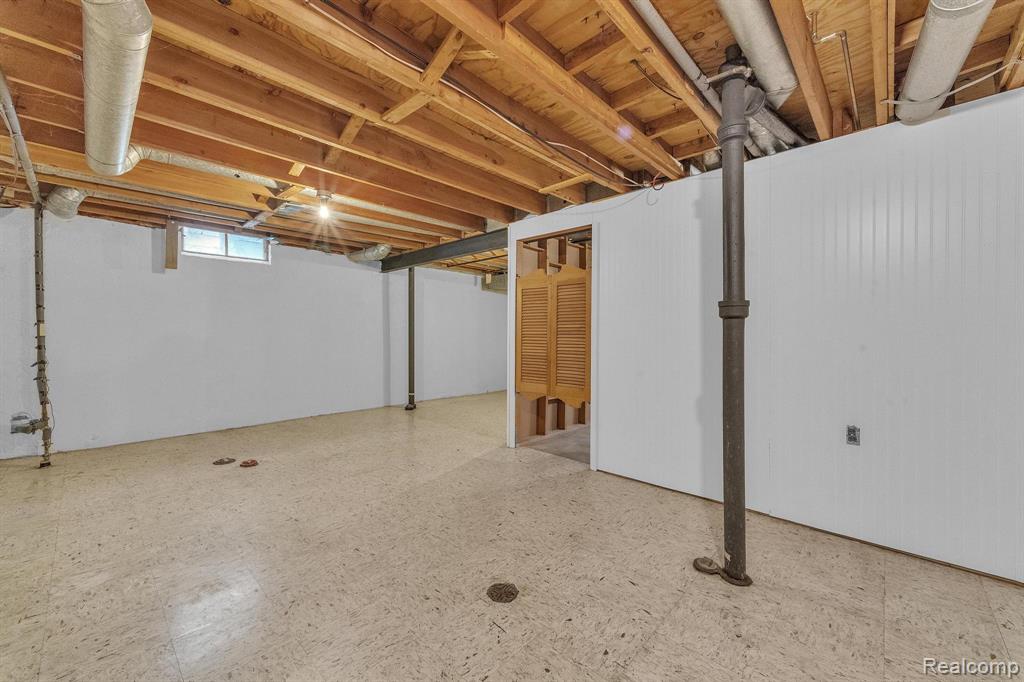 450 N Bywood Avenue, Clawson, MI — Photo 41