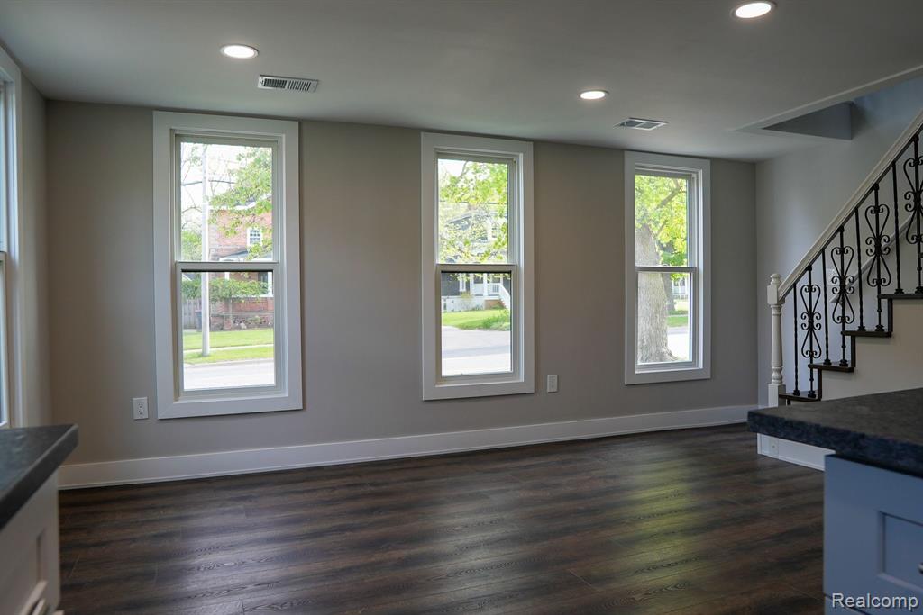 278 W SAINT CLAIR Street, Romeo, MI 48065 — Photo 32