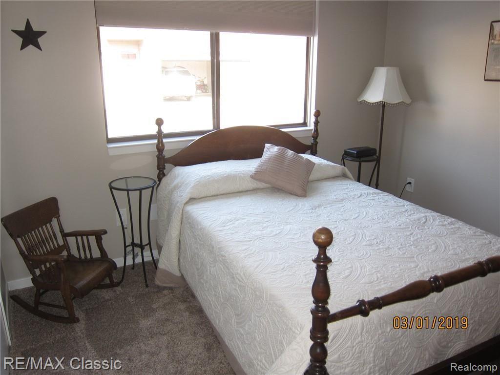669 CAMDEN Court, Rochester Hills, MI 48307 — Photo 15