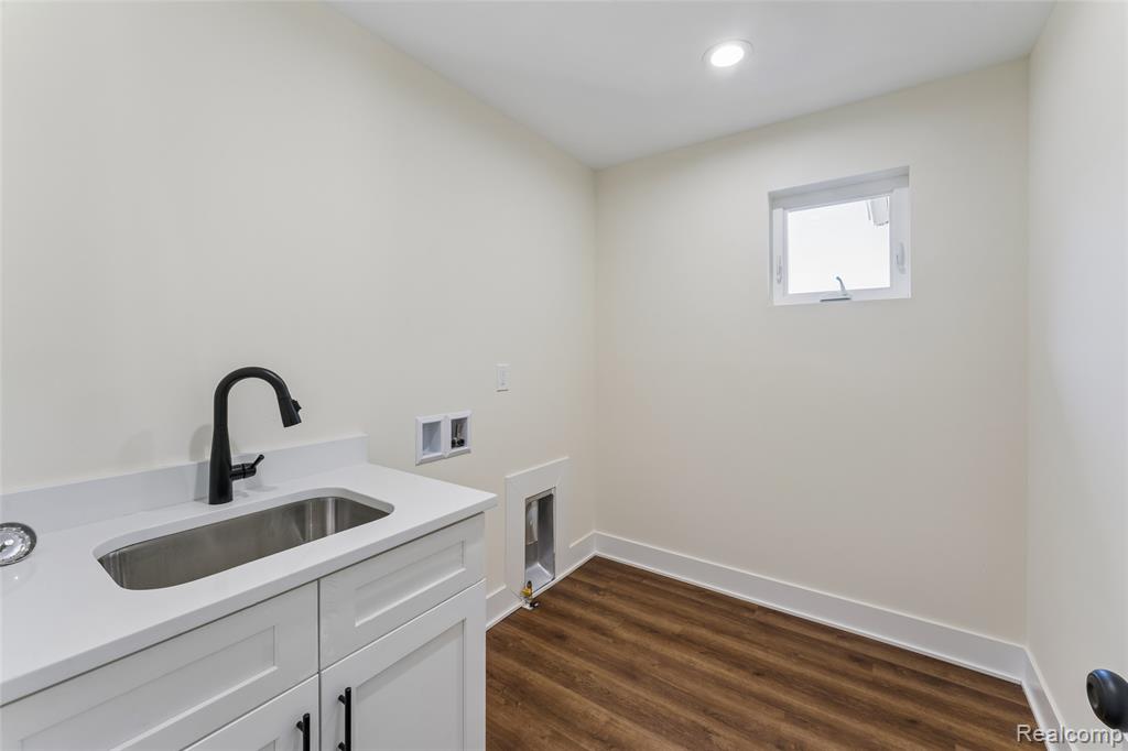 10198 Hunt Drive, Davison, MI 48423 — Photo 40