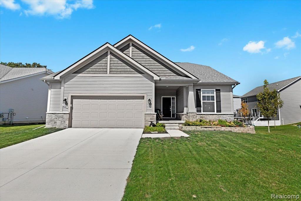 8045 CARSTON Lane, Brighton, MI 48116 — Photo 29
