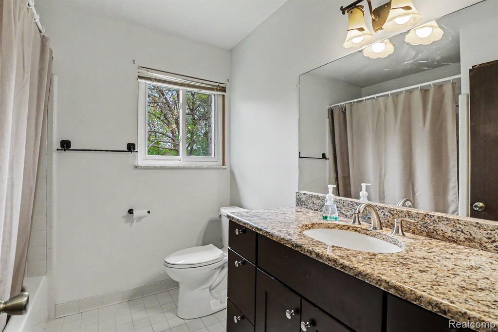 11465 Cedar Island Road, White Lake, MI — Photo 16