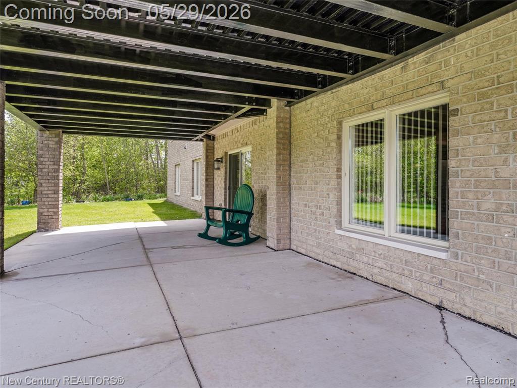 55490 Whispering Hills Drive, Utica, MI 48316 — Photo 39