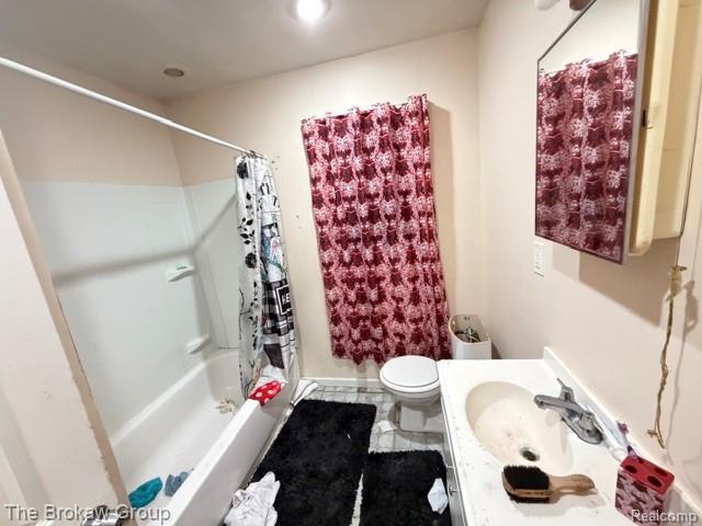 4302 Huckleberry Lane, Flint, MI 48507 — Photo 5