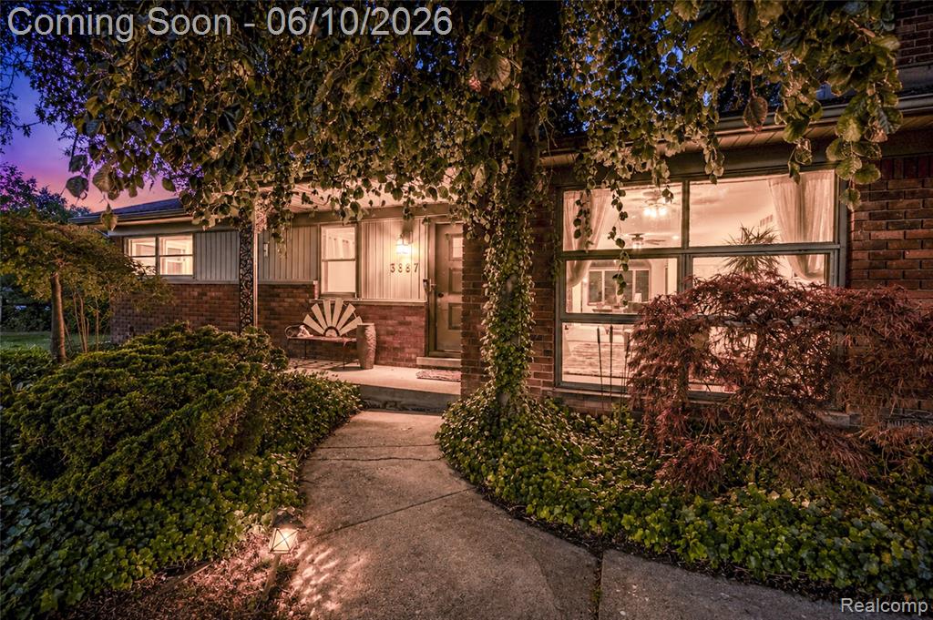 3887 Stonecrest Road, West Bloomfield, MI — Photo 8