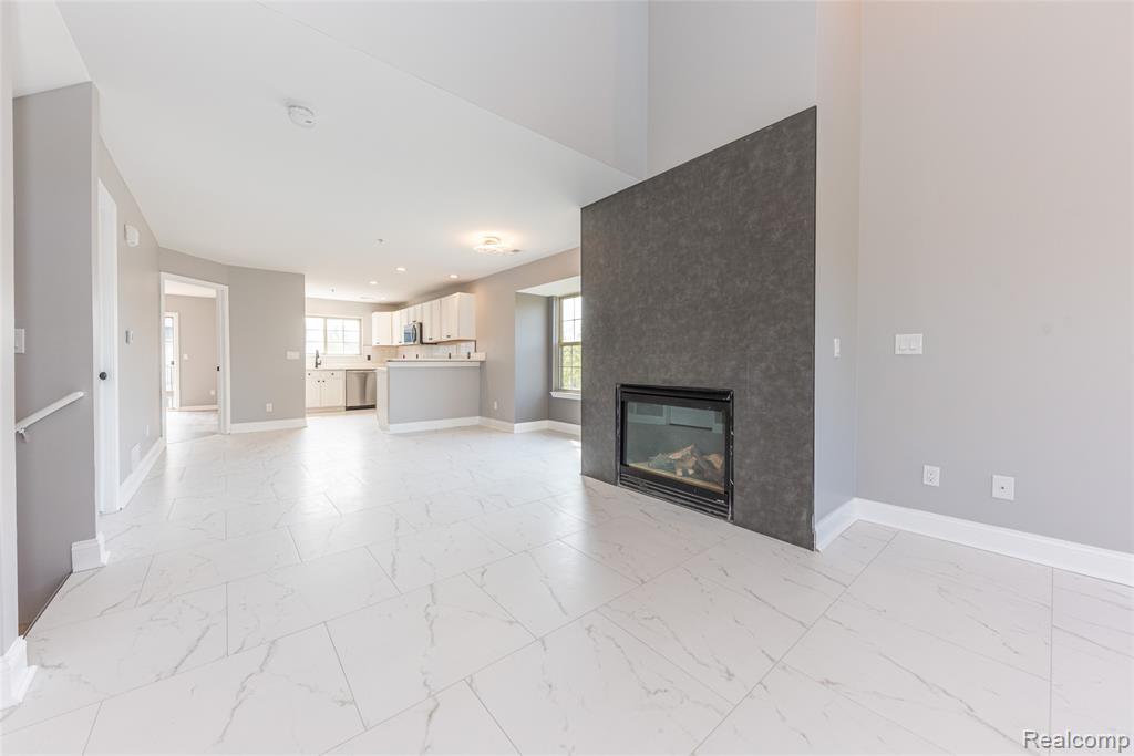 29242 W Glen Oaks, Farmington Hills, MI 48334 — Photo 6