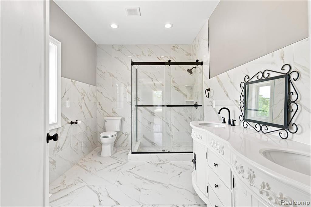 1546 Ashley Lane, Allenton, MI 48002 — Photo 33
