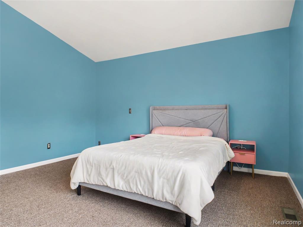 6467 Cranberry Drive, Holly, MI 48442 — Photo 9