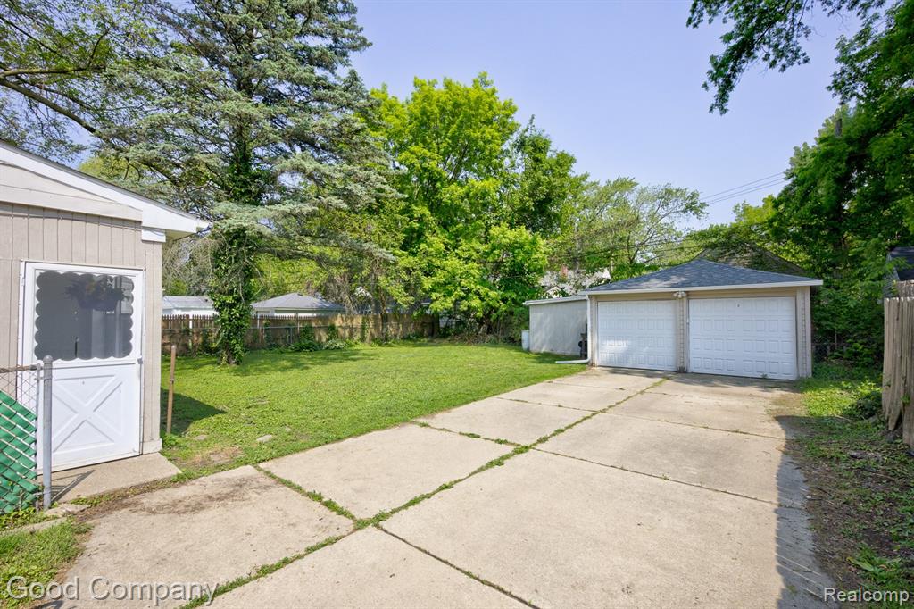 585 Roth Boulevard, Clawson, MI — Photo 34