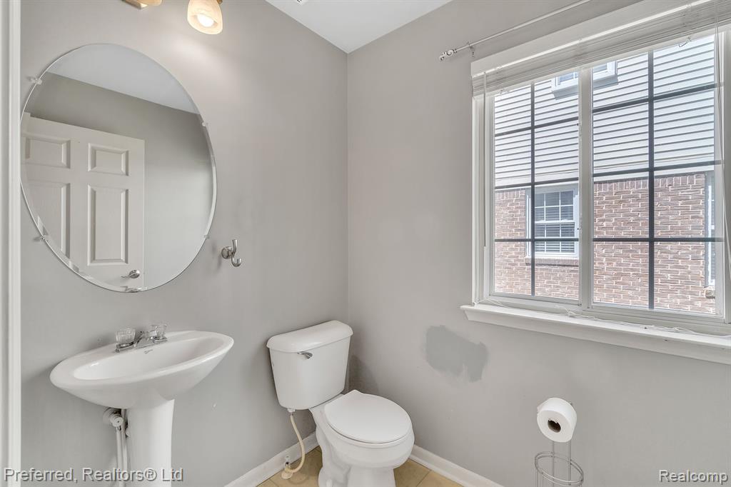 4183 MONARCH Avenue, Canton, MI 48188 — Photo 18