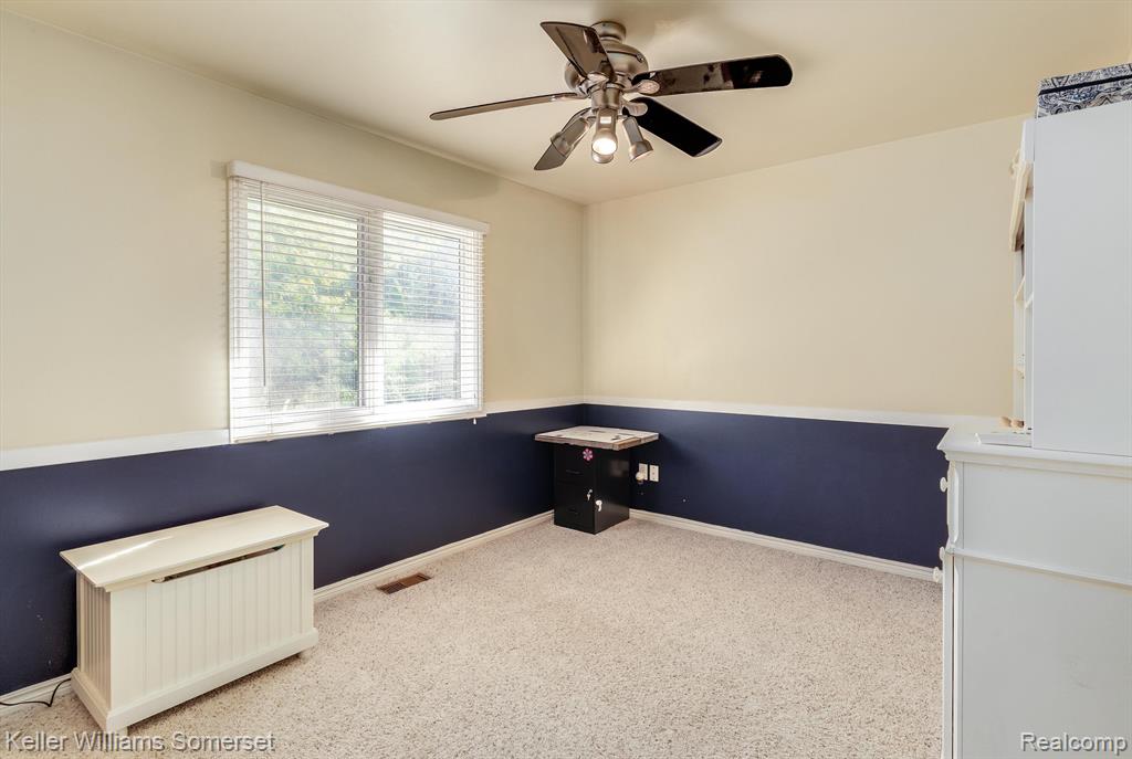 55328 BELMONT Drive, Shelby Twp, MI 48315 — Photo 47