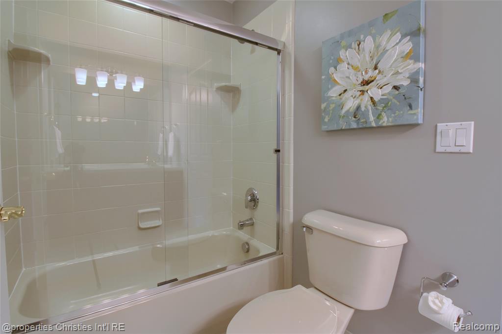 18026 Stonebrook Drive, Northville, MI 48168 — Photo 39