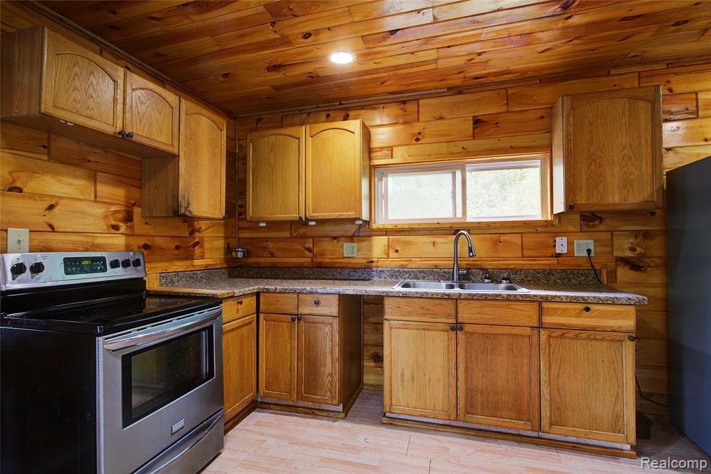 1906 Banner Road, Saginaw, MI 48601 — Photo 6