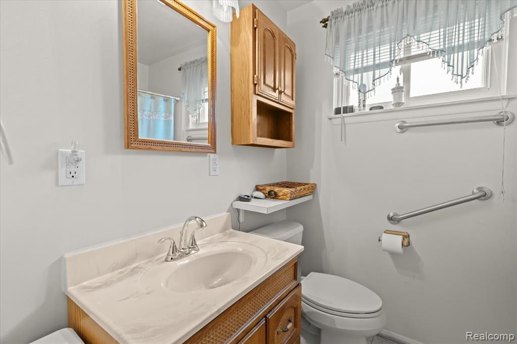 2091 Morris Avenue, Lincoln Park, MI 48146 — Photo 11