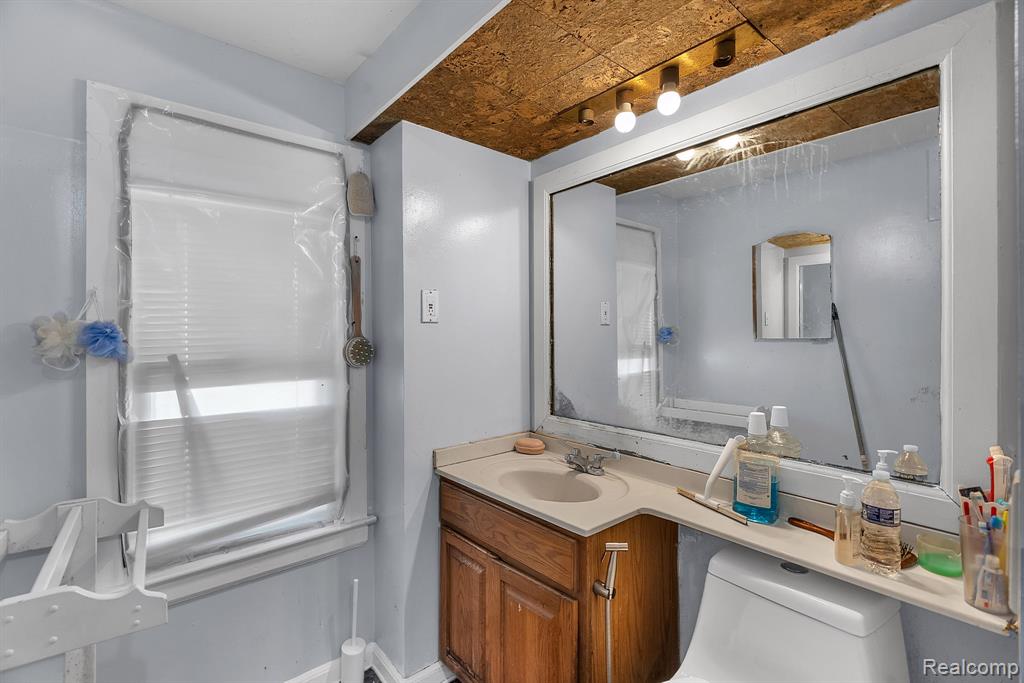 5706 Cardwell Street, Garden City, MI — Photo 18