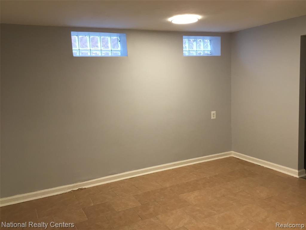 506 Fairwood Street, Inkster, MI 48141 — Photo 23