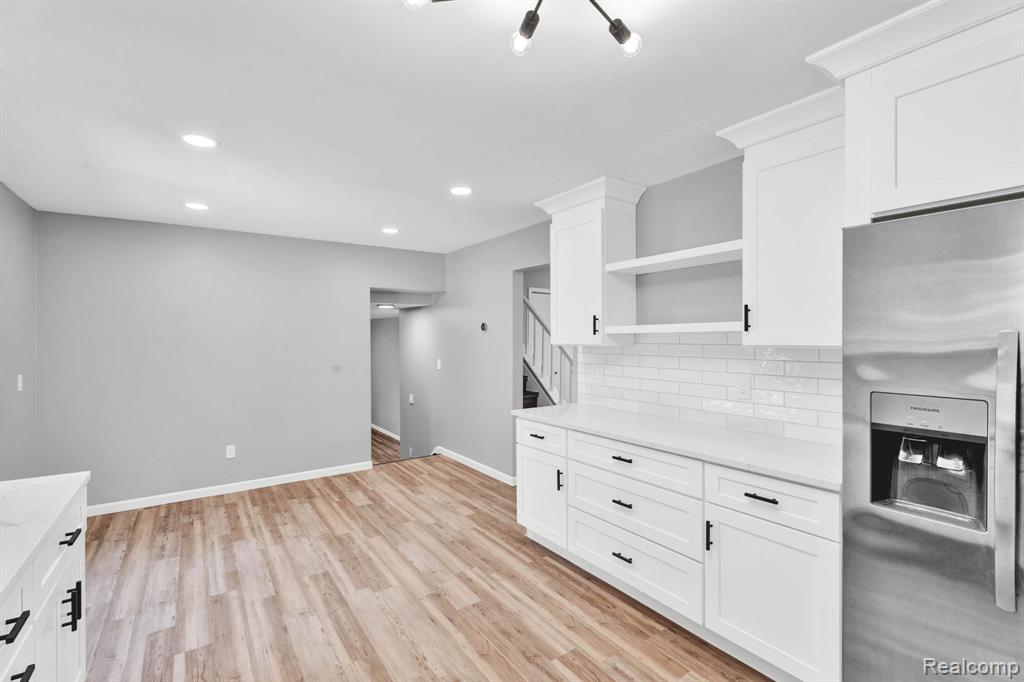 8962 Glasgow Drive, White Lake, MI — Photo 12