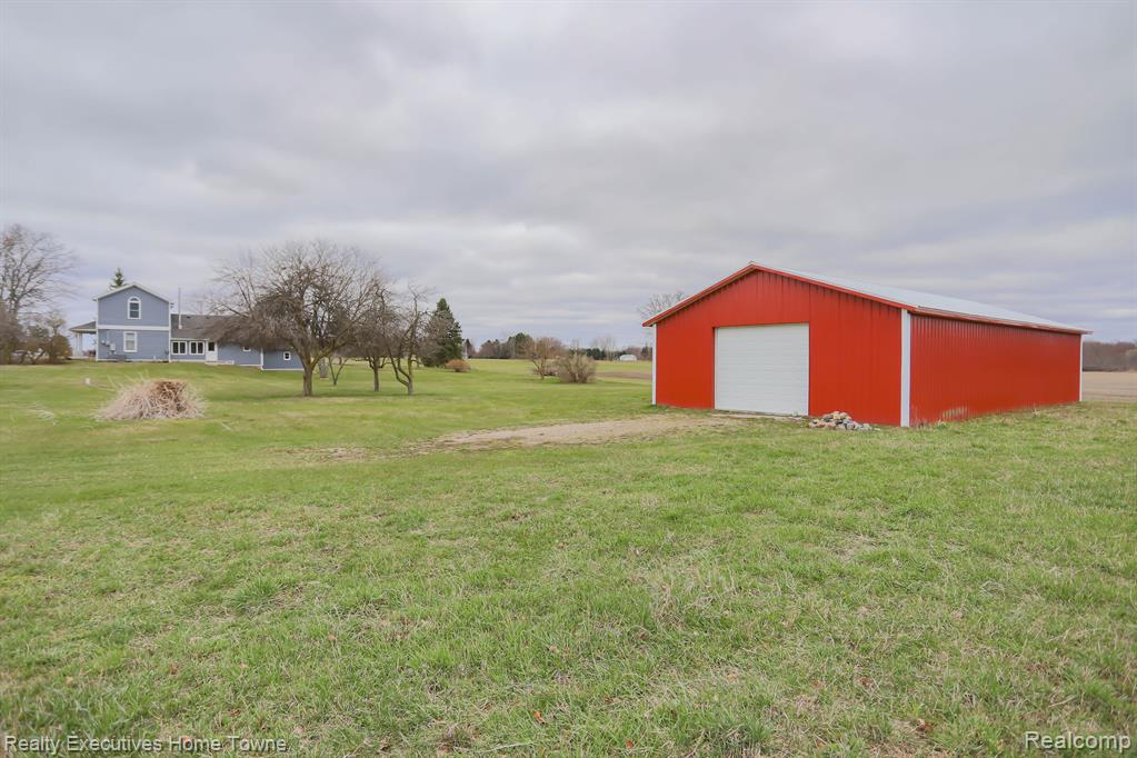 6123 FARGO Road, Greenwood, MI 48006 — Photo 9