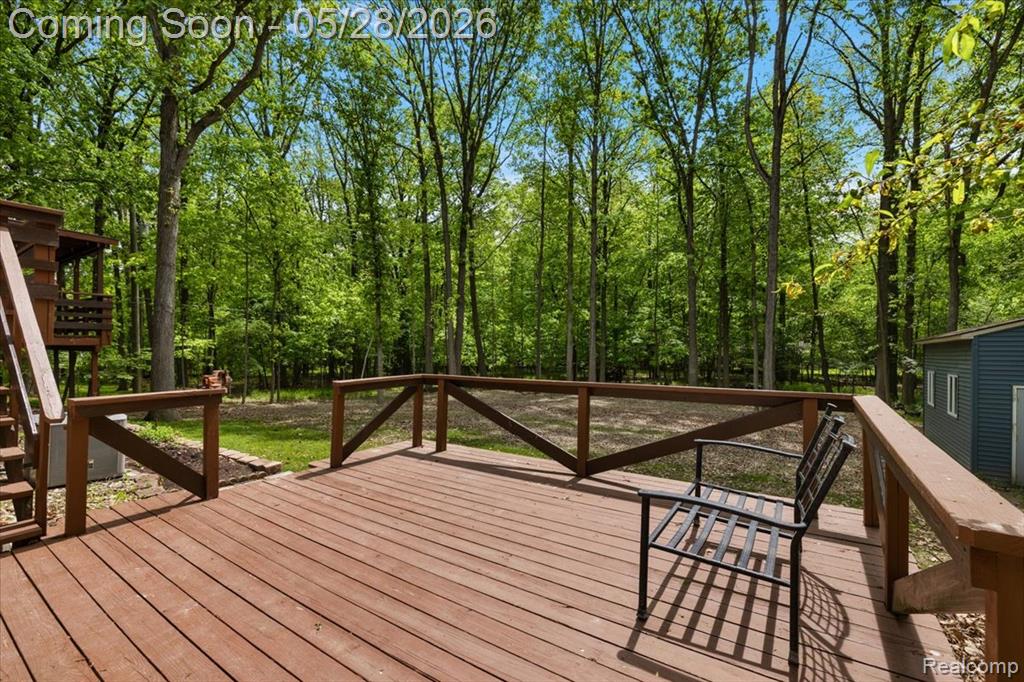 25136 Westmoreland Drive, Farmington, MI 48336 — Photo 18