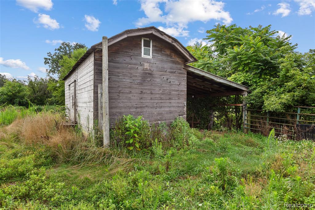 25245 Bell Road, New Boston, MI 48164 — Photo 10