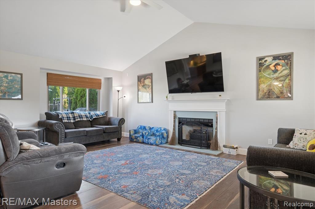 23121 Leighwood Drive, Woodhaven, MI 48183 — Photo 6
