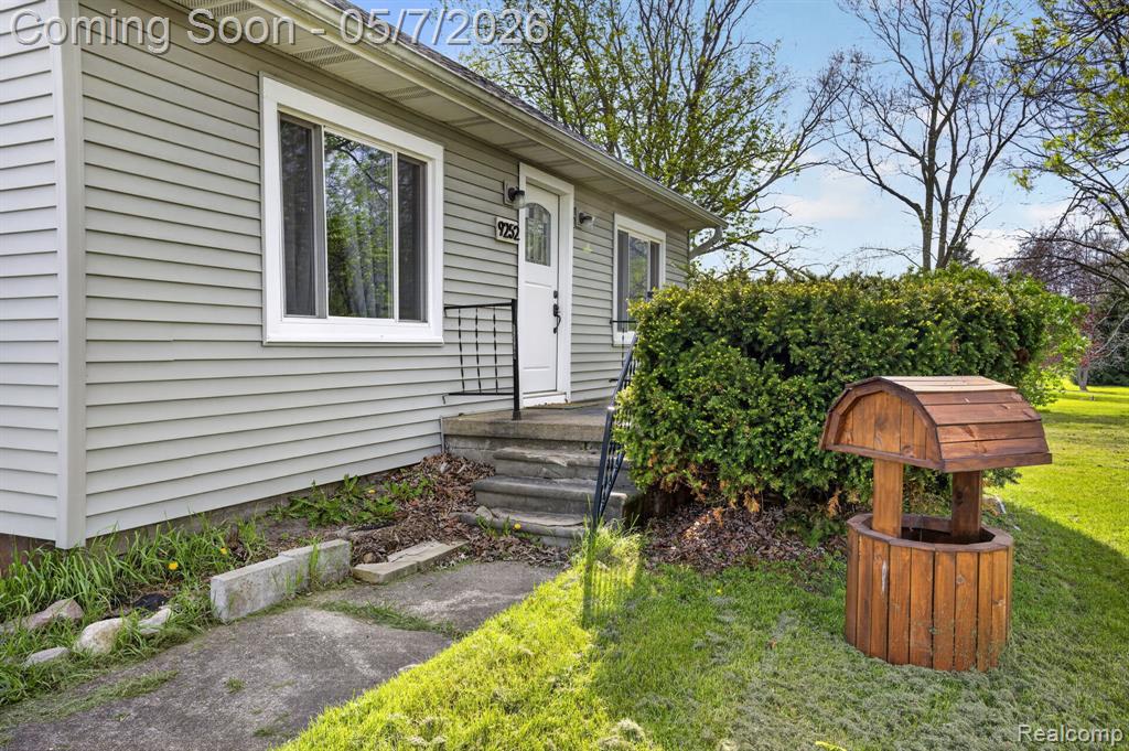 9252 E Brooks Road, Lennon Vlg, MI 48449 — Photo 8