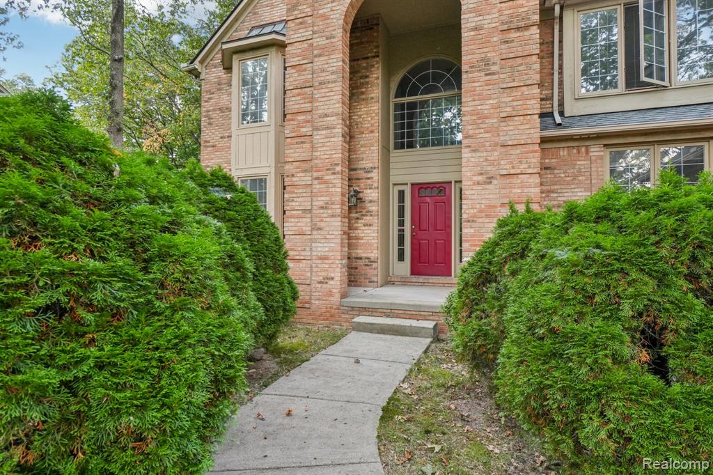 8110 High Point Trail, White Lake, MI — Photo 10