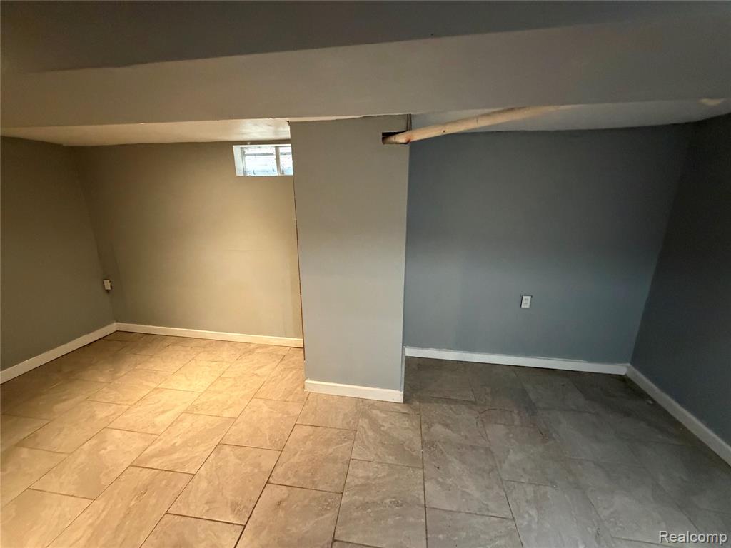 14333 Grandville Avenue, Detroit, MI 48223 — Photo 35