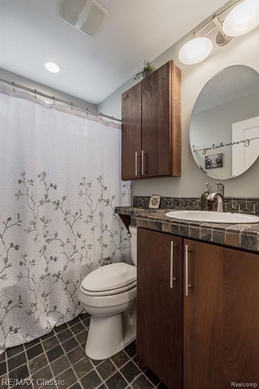 4422 Rosewold Avenue, Royal Oak, MI 48073 — Photo 17