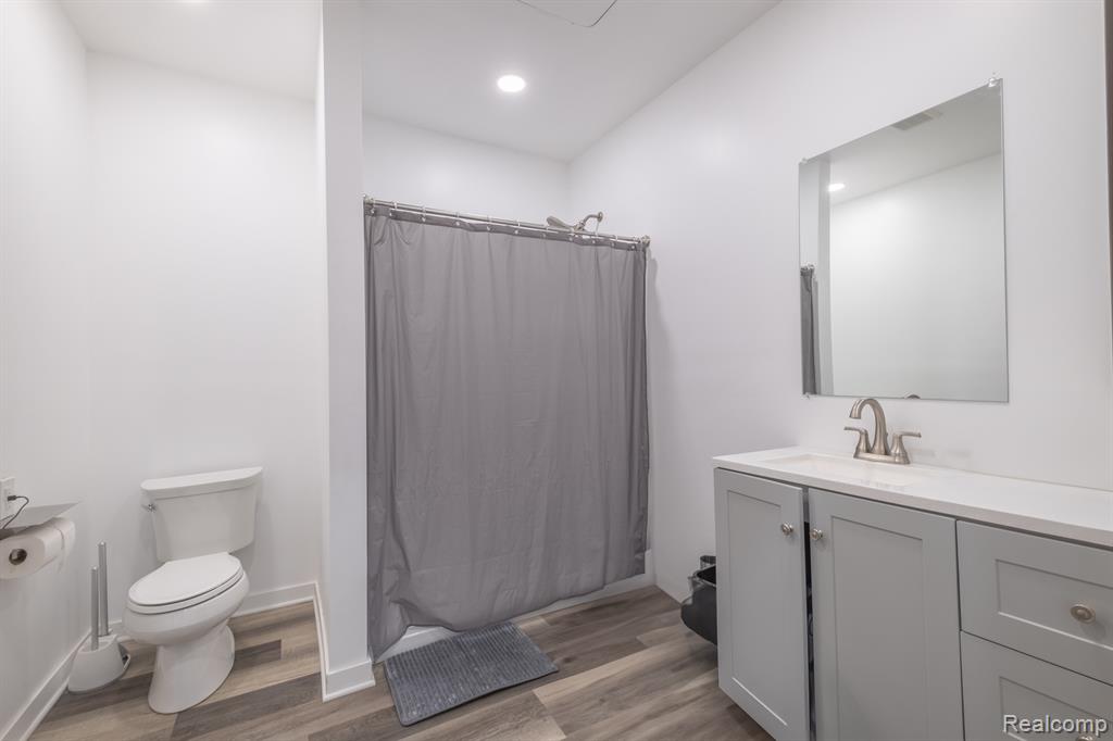 7021 N SAGINAW Street, Unit 1, Flint, MI 48505 — Photo 16