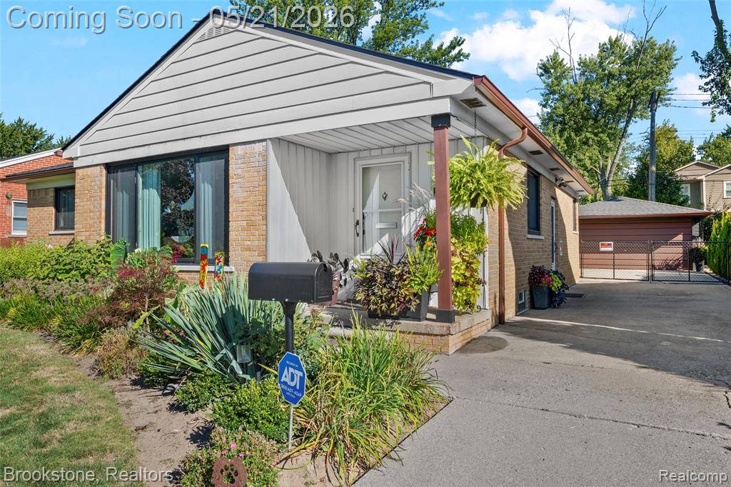 18474 Beverly Road, Beverly Hills, MI 48025 — Photo 3